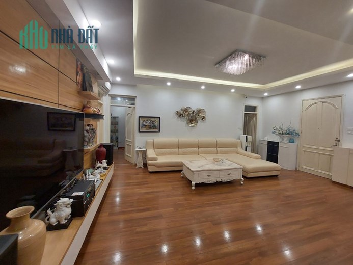 Bán Chung Cư 17T2 KĐT Trung Hòa Nhân Chính 153M2