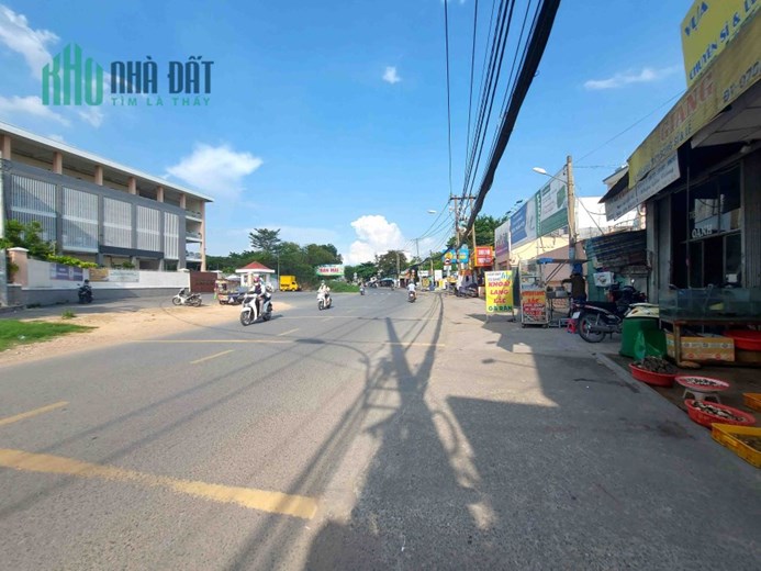 Mặt Tiền Kinh Doanh Lê Văn Việt 140m2, Lô Góc, Ngang 6.5m chỉ 7.xx Tỷ, Kinh Doanh Đỉnh