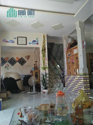 Bán nhà đẹp sổ riêng xây dựng ở Phường 4