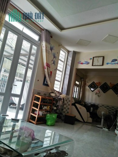 Bán nhà đẹp sổ riêng xây dựng ở Phường 4
