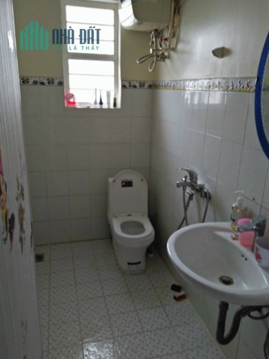 Bán nhà đẹp sổ riêng xây dựng ở Phường 4