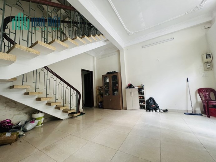 🔥 SIÊU PHẨM 2 LẦU NGANG 5x13m 
Đường Số 21 P8 Gò Vấp 🔥
💰💰 Giá Bán: 6,4 tỷ thương lượng 
👉 Diện
