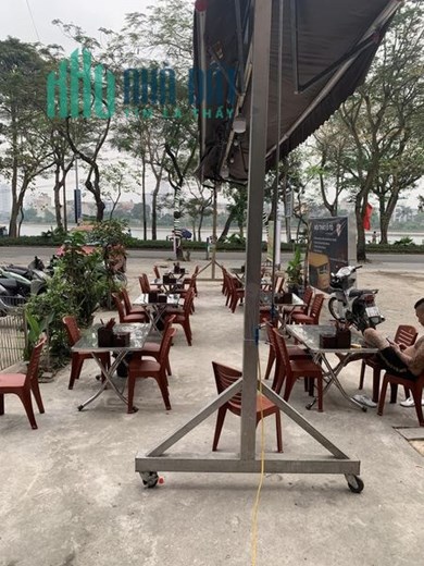 Do ko có người quản lý cần nhượng lại quán ăn như hình mặt Hồ Linh Đàm
