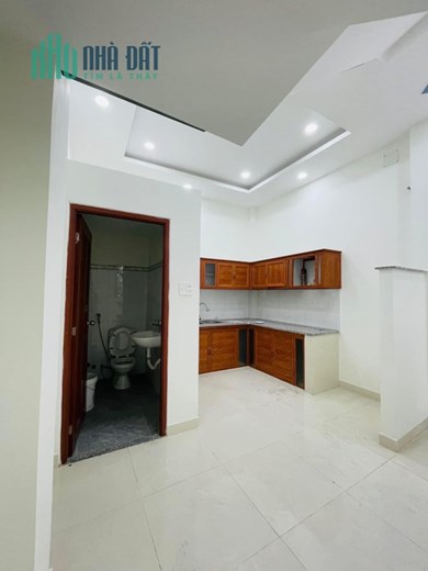 Nhà bán Tân Bình, Giáp Q10, Thiên Phước, Lý Thường Kiệt, 40m2, 3 tầng chỉ 4.7 tỷ