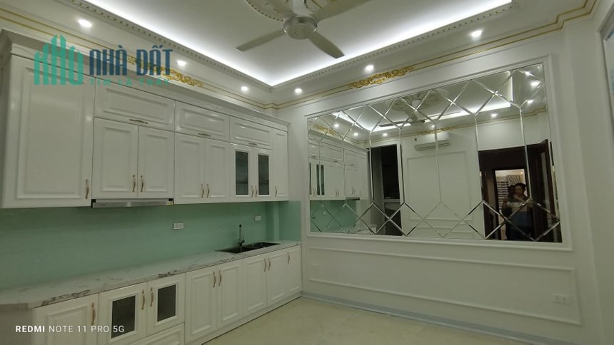 Bán Nhà Trần Khát Chân, Ô Tô Kinh Doanh, 7 Tầng Thang Máy, 55m2, Giá Chỉ 13,X Tỷ