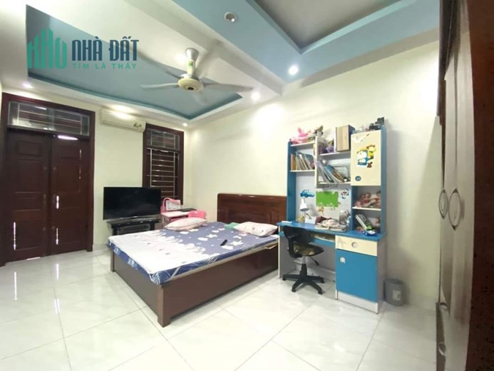 BÁN NHÀ TRẦN KHÁT CHÂN, NGÕ THÔNG KINH DOANH Ô TÔ ĐỖ CỬA 35M2 GIÁ CHỈ 4.6 TỶ