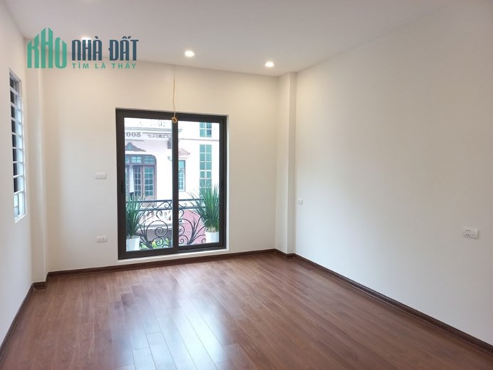 Rung chuyển. Bán nhà phố Bùi Xương Trạch, Thanh Xuân. 43m2 x 4T. PHÂN LÔ. Ô TÔ. Hơn 4 Tỷ. 0968084286