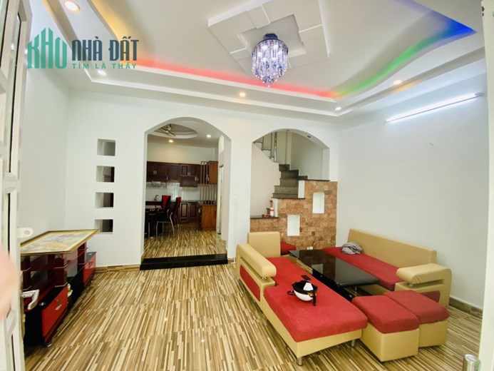 Chủ nhà nợ ngân hàng 5tỷ9 hết khả năng trả nợ cần bán buông sổ nhà đẹp  Q4