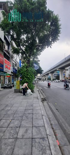 Bán nhà mặt phố Nguyễn Trãi, quận Thanh Xuân, 5 tầng, kinh doanh sầm uất giá rẻ chỉ 6 tỷ