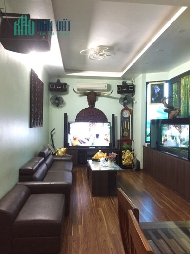 Bán nhà mặt phố Nguyễn Trãi, quận Thanh Xuân, 5 tầng, kinh doanh sầm uất giá rẻ chỉ 6 tỷ