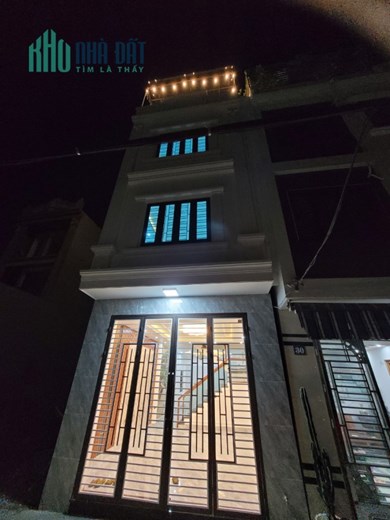 Bán nhà phố Khúc Thừa Dụ - Vĩnh Niệm, 52m 4 tầng độc lập, ô.tô đỗ cửa GIÁ 3.42 tỉ