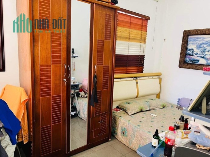 Nhà Hoàng Diệu 2 chiều, 30m ra Mặt Tiền, Kiệt 5m, Kinh doanh tốt