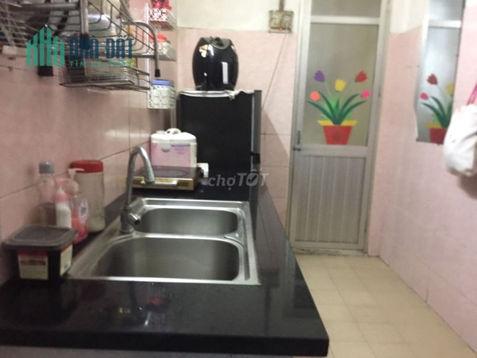 Cho thuê căn hộ tập thể : phòng 408, nhà A2, Ngõ 199 Hồ Tùng Mậu, Quận Nam Từ Liêm, Hà Nội.