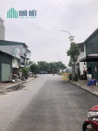 Cần bán đất phố Tư Đình, Gần phố, Ô tô vào đất, 72 m2, chỉ 6 tỷ.