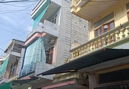 Bán nhà 4 tầng ô tô đỗ cửa ngay trung tâm thành phố Thanh Hóa nhỉnh 1 tỷ