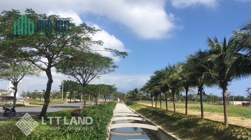 Đất FPT 2.55 tỷ, 114m2+ 100m2 đất trồng cây xanh