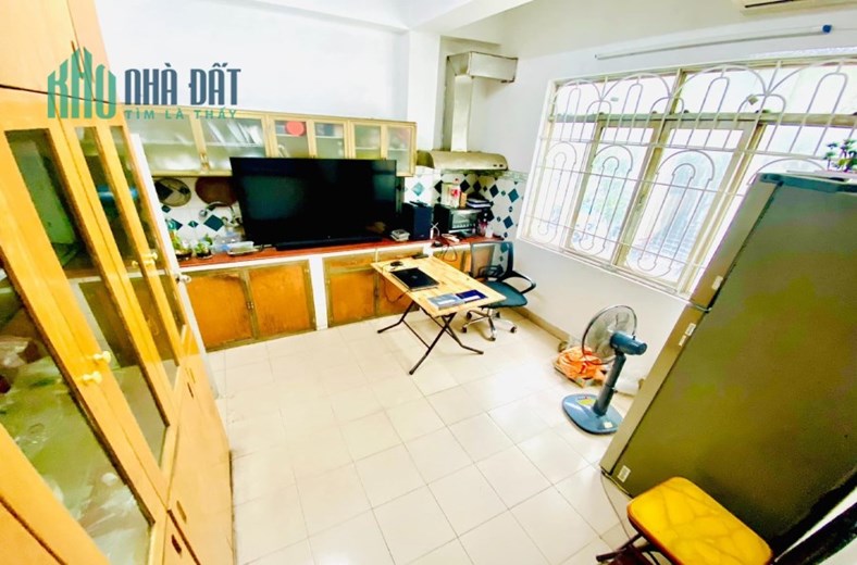 NHỈNH 6TỶ NHÀ MẶT PHỐ LÊ QUÝ ĐÔN QUẬN HAI BÀ-VỈA HÈ-2 THOÁNG-NỞ HẬU-KINH DOANH
