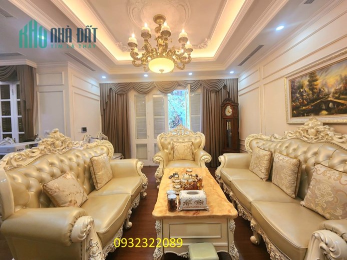 Biệt thự ĐC- Lô Góc - TT Cầu Giấy - 162/180m2 - 5T Thang Máy - MT 20m - Nội thất NK