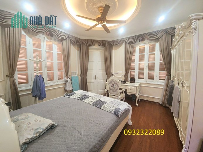 Biệt thự ĐC- Lô Góc - TT Cầu Giấy - 162/180m2 - 5T Thang Máy - MT 20m - Nội thất NK
