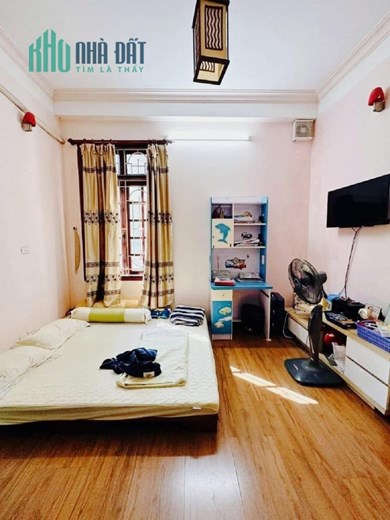PHỐ HIẾM CÁT LINH – Ô TÔ ĐỖ – THANG MÁY C- AN SINH ĐỈNH