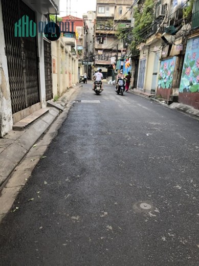 PHỐ HIẾM CÁT LINH – Ô TÔ ĐỖ – THANG MÁY C- AN SINH ĐỈNH