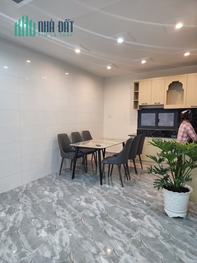 ( Nhà đẹp đây ) Bán gấp Nhà đẹp mới xây đường Hồ Xuân Hương, Đà Lạt giá chỉ 4.9 tỷ