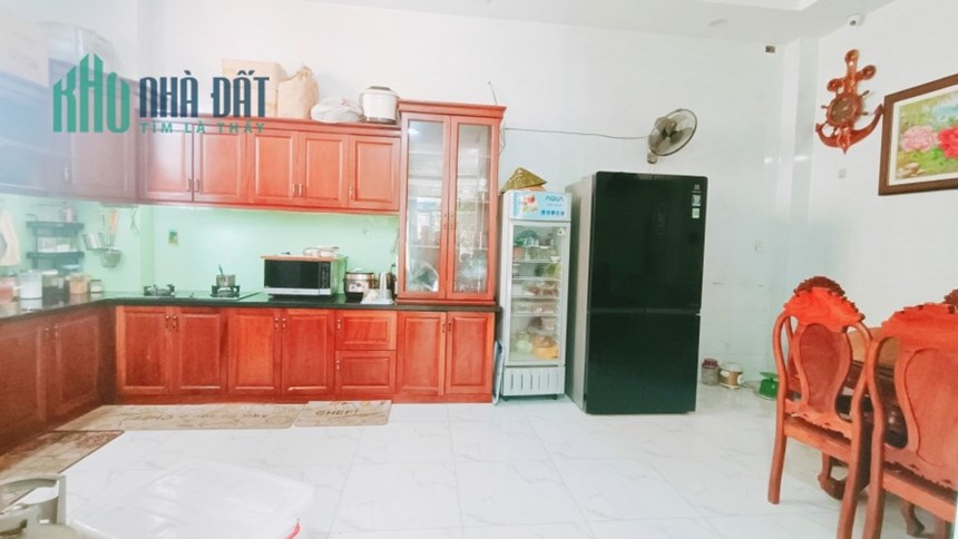 Bán nhà 2 MT đường ngay Lê Văn Quới và Miếu Gò Xoài, 7x19m, 5 Tầng - 7PN, 16.8 tỷ.