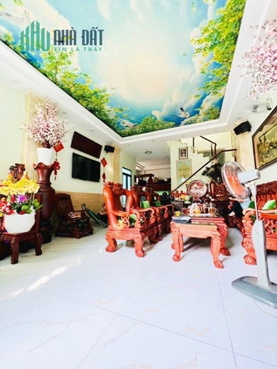 Bán nhà 2 MT đường ngay Lê Văn Quới và Miếu Gò Xoài, 7x19m, 5 Tầng - 7PN, 16.8 tỷ.