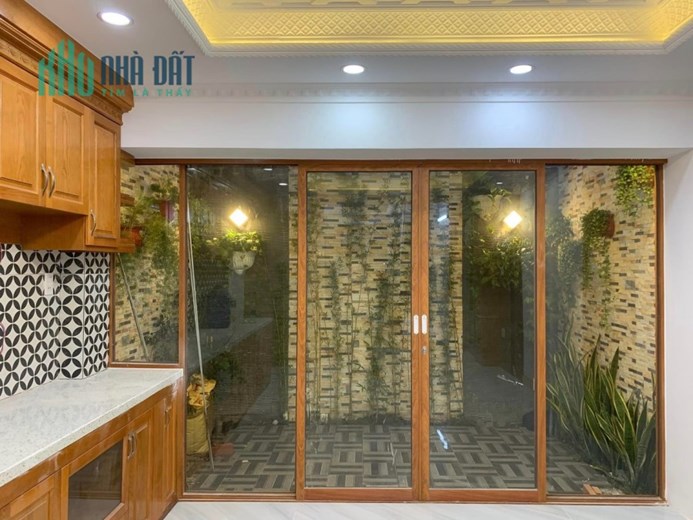 LIÊN KHU 4-5 HẺM NHỰA 6M - NHÀ 5 TẦNG ĐẸP NHƯ TRANH NHỈNH 5 TỶ