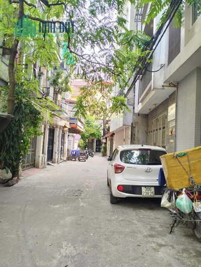 Nguyễn Khang 40m2 x 5T 4,5 tỷ - 1 bước Oto Tránh, Sát Phố