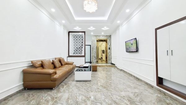 Cầu Giấy 40m2 x 7T Thang Máy Nhỉnh 7 tỷ, Nhà Mới