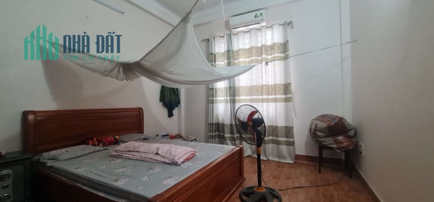 Bán nhà Hồng Tiến, phường Bồ Đề, ngõ thông ô tô vào nhà, gần công viên 78m2 x 4 tầng, 8 tỷ