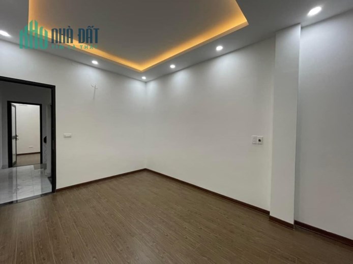 Bán nhà Triều Khúc, nhà mới xây 5 tầng đẹp lung linh