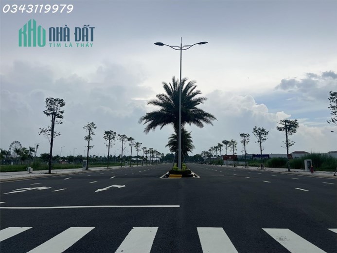 KẸT TIỀN CẦN BÁN GẤP LÔ ĐÁT 81 M2 FULL THỔ CƯ 650 TRIỆU
