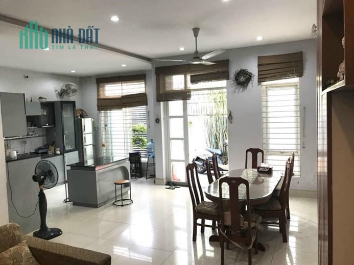 Mini Vila 6.5M x 10,5M - 3 tầng - 4 phòng - 8,8 tỷ - Lê Quang Định, Bình Thạnh