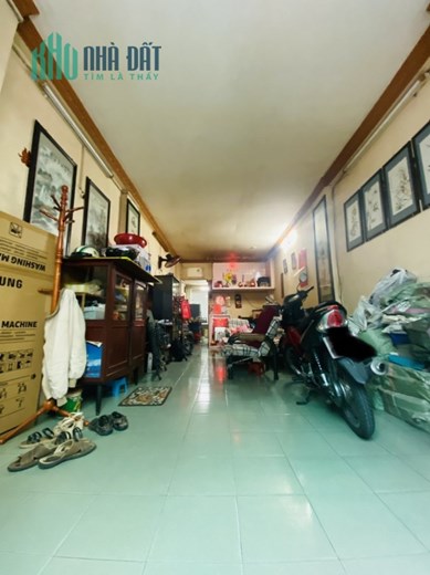 Bán Nhà Sát Mặt Tiền Trần Phú Quận 5 - 40m2, 3 Tầng, 4PN, Ô tô, Kinh Doanh