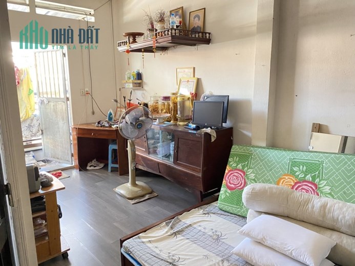 Bán Gấp Nhà xe hơi quay đầu Đặng Văn Bi,Thủ Đức 30m2 chỉ nhĩnh 2 tỷ, sổ riêng ,không quy hoạch