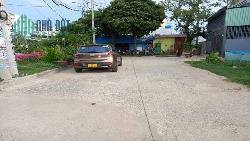 Bán đất ĐƯỜNG 8m Vườn Lài PHƯỜNG an phú đông Q.12 chỉ 5.9 tỷ