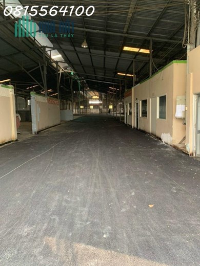 Cho thuê 8000m2 xưởng và biệt thự An phú đông, Quận 12. giá 320 triệu