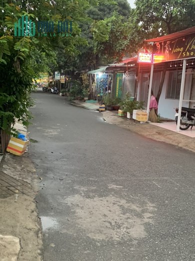 NHÀMẶT TIỀN KINH DOANH 64M2 - ĐƯỜNG 10M - NGAY CHỢ HIỆP THÀNH - SỔ VUÔNG VỨC - CHỈ 4.2 TỶ