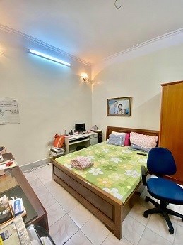 SIÊU PHẨM TRUNG KÍNH – LÔ GÓC, DÂN XÂY 5T X 42M2, Ô TÔ, KD – NHỈNH 6 TỶ
