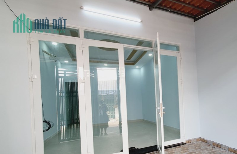 BÁN NHÀ MẶT TIỀN SỐ 3 LINH XUÂN THỦ ĐỨC, ĐƯỜNG RỘNG 8M, 78M2 NHỈNH 5,2TỶ