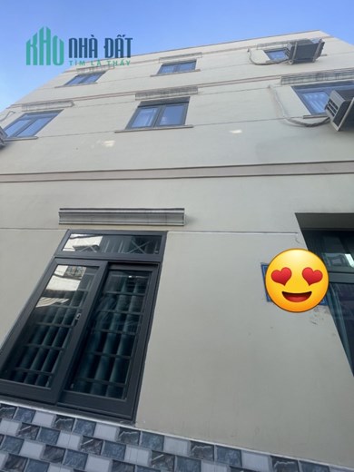 Bán nhà ngộp bank Đường 100 Bình Thới Quận 11 4 tầng BTCT HXH 44m2 chỉ nhỉnh 6 tỷ TL
