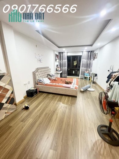 Bán Nhà Quận Đống Đa, Mặt Phố Nguyễn Hy Quang, 75m x 8T, Giá 37 tỷ