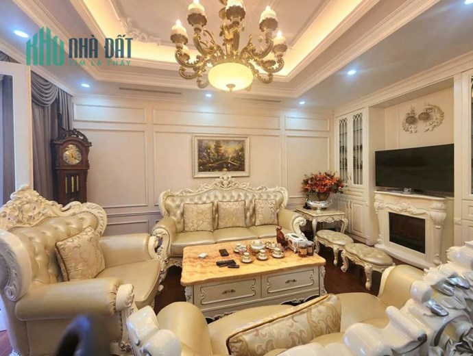 Mặt phố Thụy Khuê sầm uất 2 mặt đường view Hồ Tây 38m2 chỉ 8.08 tỷ. LH 0989.62.6116