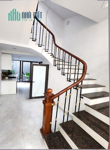 Bán nhà Vĩnh Hưng, hoàng mai 35m2*5 Tầng 3.2 Tỷ