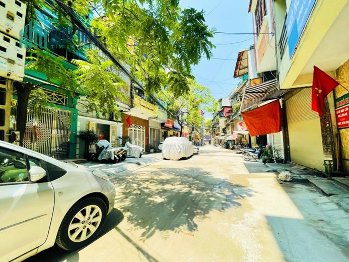 Nhà  phố 8-3 Hai Bà Trưng 70m2*5 Tầng giá 8.9 Tỷ