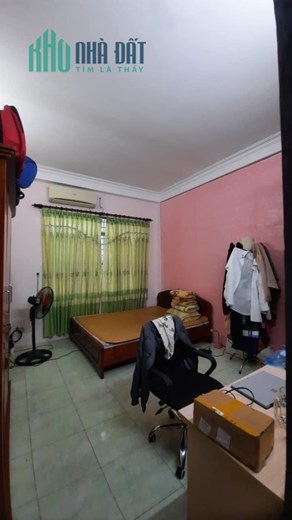 Bán nhà ngõ 29 Dịch Vọng,50m ra ô tô,2 mặt thoáng,bãi gửi xe xung quanh nhà,42m2,3T,mt:4,1m