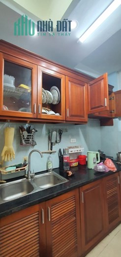 Gia đình thừa nhà bán CCMN, T1, Dt 35m, ở Quan Hoa giá 899tr.