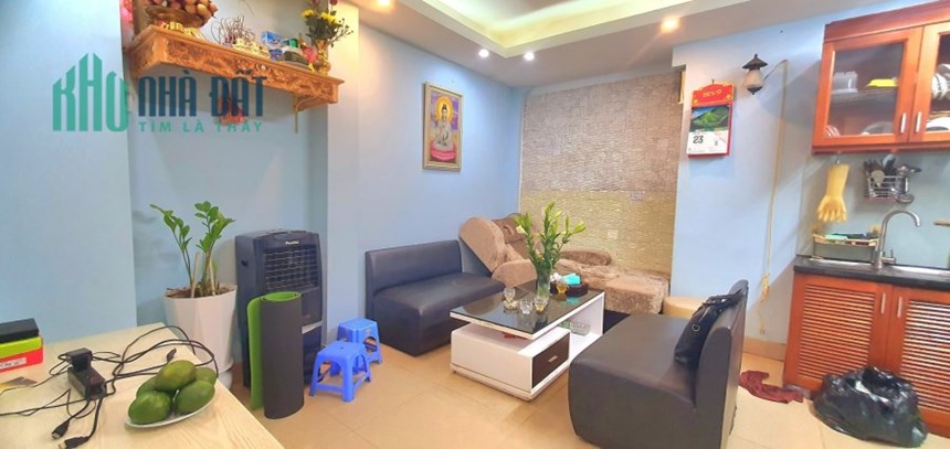Gia đình thừa nhà bán CCMN, T1, Dt 35m, ở Quan Hoa giá 899tr.